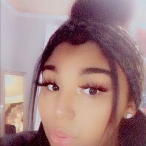 Meet your Posher, Skylar